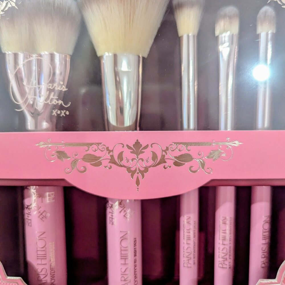 Paris Hilton 5 Piece Makeup Brush Gift Set - Picture 4 of 4